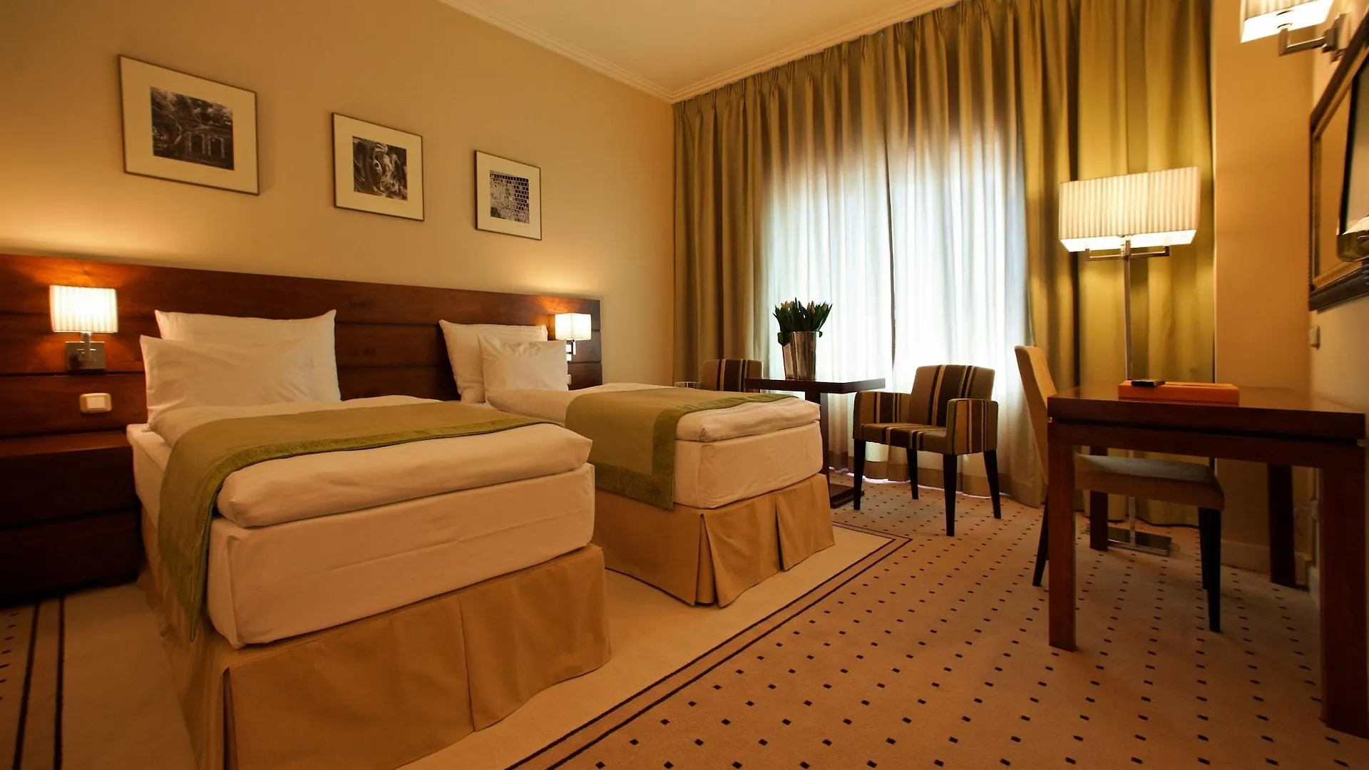 ****  Capital Plaza Hotel Bucharest Romania
