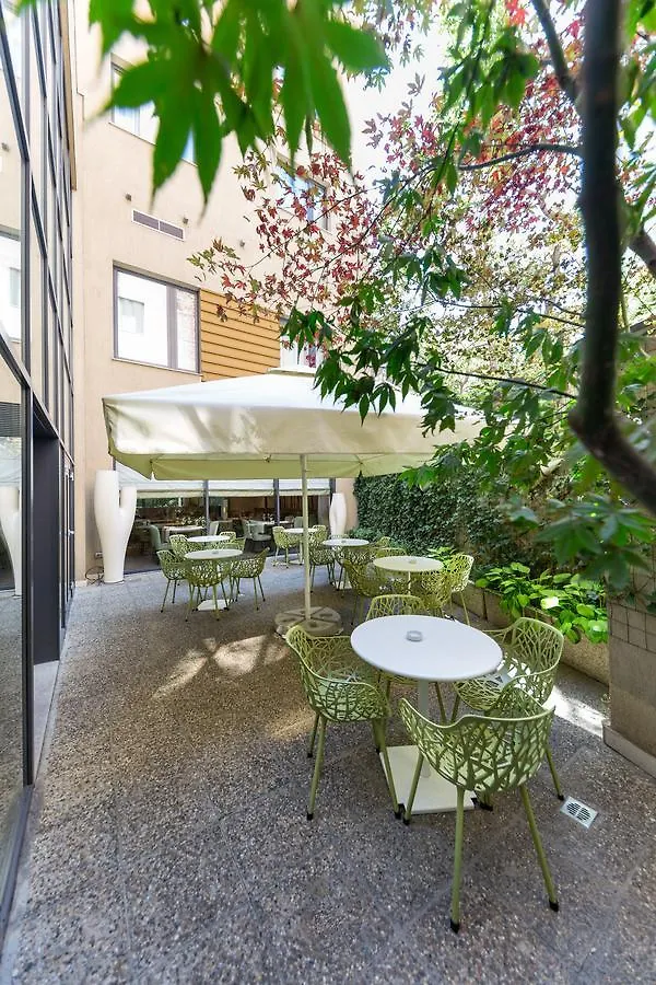 Capital Plaza Hotel Boekarest